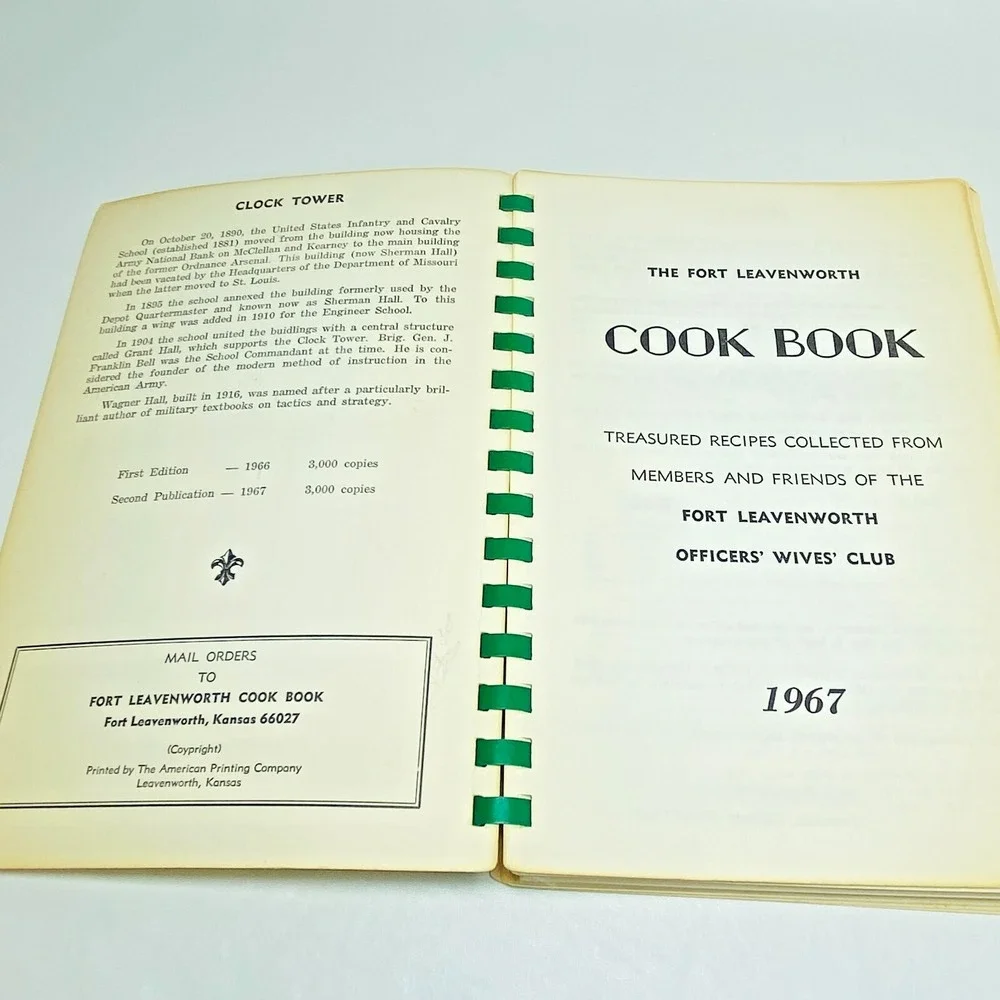 Fort‎ Ft. Leavenworth Kansas KS Vintage 1967 Officer's Wives' Club Cookbook Cook